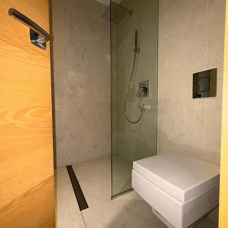 Rooftop Red Apple Apartmán *